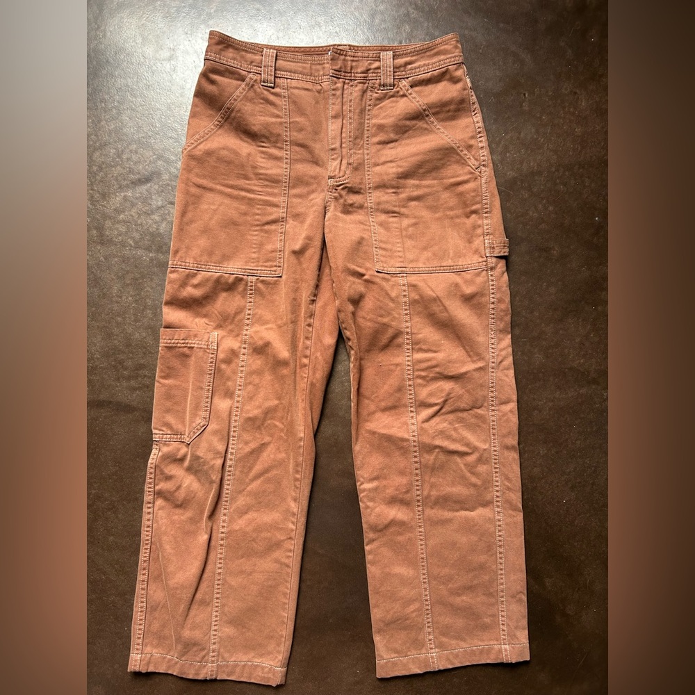Aritzia Sundeh- 100% organic cotton Oscar cargo pants- size 8 - Picture 3 of 15